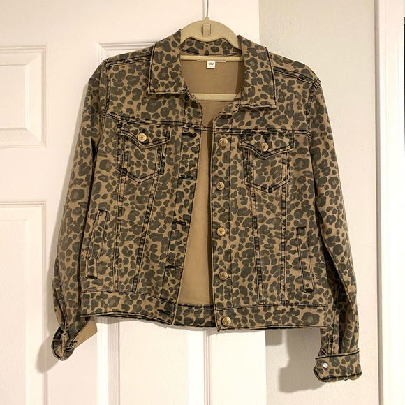 Fitted leopard print denim jacket - Picture 4 of 5